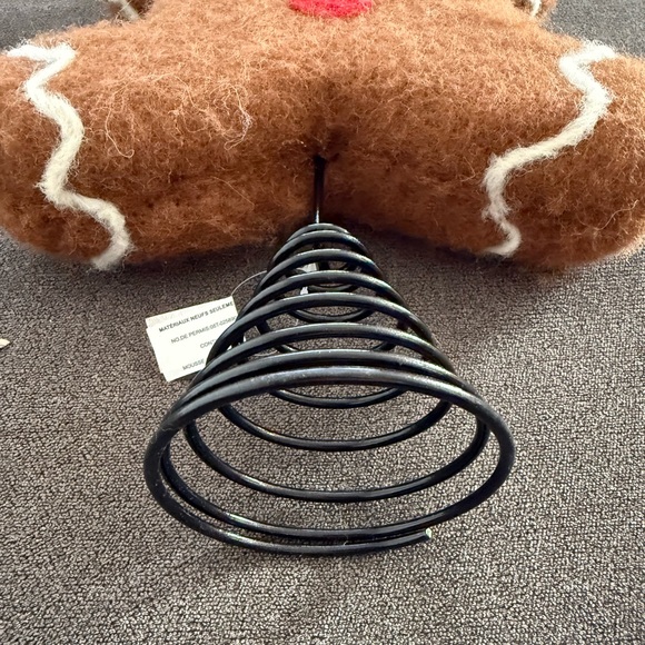 Pottery Barn Gingerbread Tree Topper - Picture 8 of 11